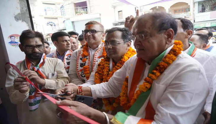 Nainital congress candidate prakash joshi photos 
