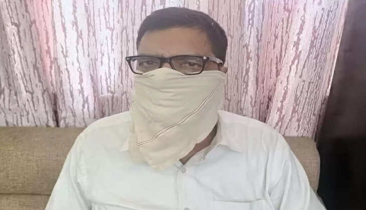 हल्द्वानी- हर विभाग में भ्रष्ट! अब जिला सैनिक कल्याण अधिकारी को रिश्वत लेते किया गिरफ्तार, कर्नल ने इतनी माँगी थी रकम