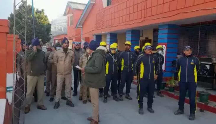 Joshimath Sinking - जोशीमठ में जमींदोज़ होंगे बड़े होटल, उजड़ेंगे घर, आज से बुलडोज़र की कार्यवाही शुरू&nbsp; joshimath sinking live 