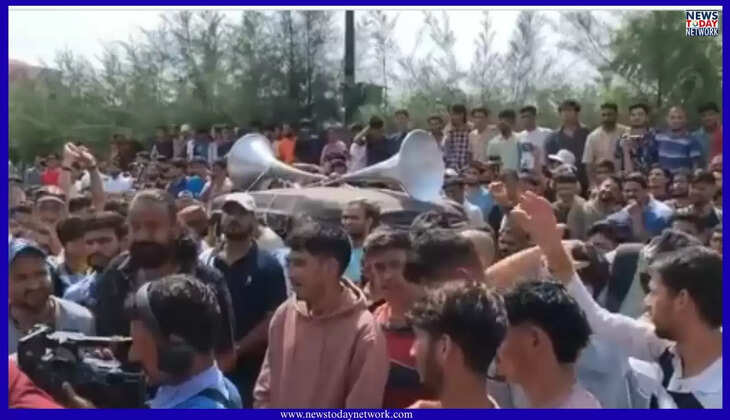 देहरादून - उत्तराखंड में भर्ती परीक्षा पेपर लीक पर बवाल, देहरादून और हल्द्वानी में आज बेरोज़गारों का बड़ा प्रदर्शन, सड़कों पर उतरे युवा&nbsp;