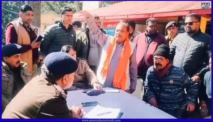 नैनीताल - भवाली में 17 साल की नाबालिक हुई गर्भवती, टैक्सी चालक साहिल गिरफ्तार, हिंदूवादी संगठनों ने घेरी कोतवाली&nbsp;