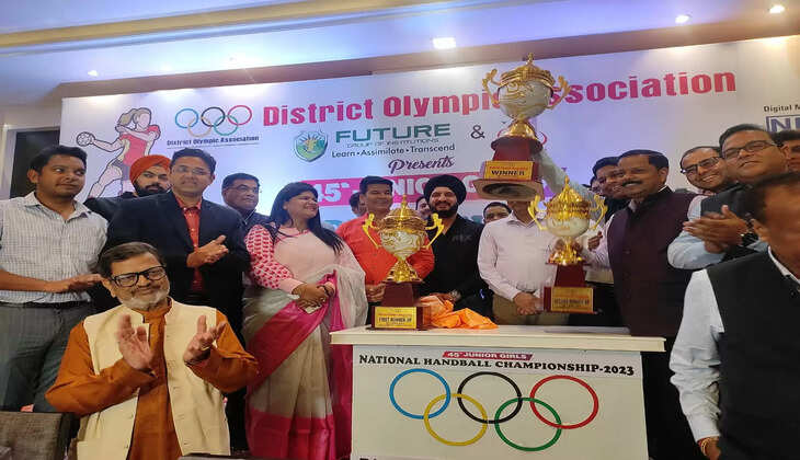 भव्य समारोह में जूनियर गर्ल्स नेशनल हैंडबॉल चैम्पियनशिप-2023 ट्राफी का अनावरण