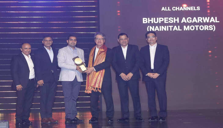 हल्द्वानी - नैनीताल मोटर्स के सीईओ भूपेश अग्रवाल चुने गए नॉर्थ इंडिया के सबसे युवा उद्यमी, अल्फा और प्लैटिनम मेडल किया आपने नाम