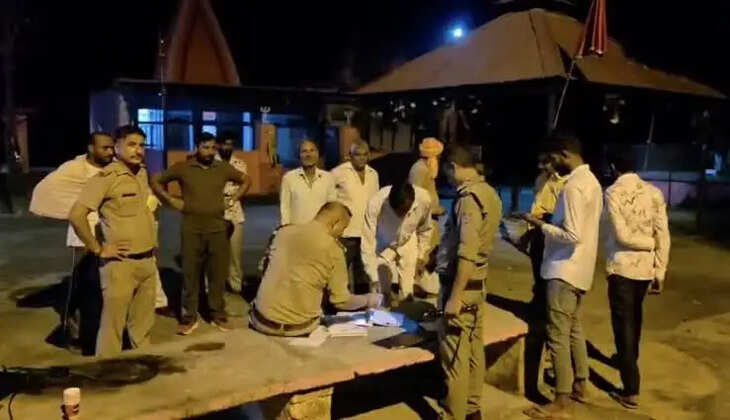 उत्तराखंड - मंदिर में दो साधुओं की बेरहमी हत्या से मची सनसनी , जंगल में दफनाए शव, तीन संदिग्ध फरार