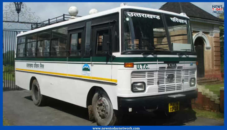 हल्द्वानी - रोडवेज बस का चालक नशे में धुत, यात्रियों की जान खतरे में डालकर बोनट पर सो गया, दूसरी बस से भेजे गए यात्री&nbsp;