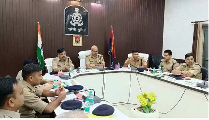 ाीकी 