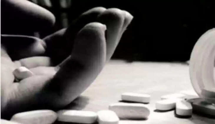 हल्द्वानी - शिक्षिका ने की खुदकुशी, घरवालों को कॉल पर बोली मैंने जहर खा लिया मिलना है तो यहाँ आ जाओ haldwani suiside news 