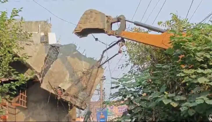हल्द्वानी - यहां लोगों से अतिक्रमण हटाने को दिया था समय, नहीं हटाया तो गरजा प्रशासन का पीला पंजा&nbsp;