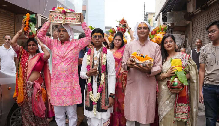 हल्द्वानी - कलश यात्रा के साथ सात दिवसीय श्रीमद्भागवत कथा का शुभारंभ, श्रद्धालुओं का उमड़ा जनसैलाब