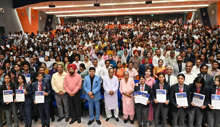 "देहरादून - AI बदलेगा शिक्षा का सम्पूर्ण स्वरुप, ग्राफ़िक एरा के चेयरमैन ने बताया कैसे होंगी अब BEST LEARNING"