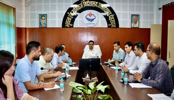 हल्द्वानी - ई-रवन्ना की वैधता खत्म होने पर अब नहीं कटेगा अनावश्यक ई-चालान, हेल्पलाइन नंबर हुआ शुरू