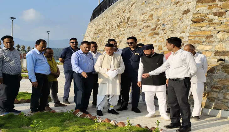 अल्मोड़ा - पूर्व राज्यपाल भगत सिंह कोश्यारी ने किया मानसखण्ड विज्ञान केंद्र, अल्मोड़ा का दौरा, बोले यह है एक आदर्श मंच 
