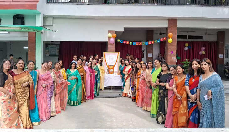 "हल्द्वानी- नैनी वैली स्कूल में शिक्षक दिवस पर डॉ. राधाकृष्णन को श्रद्धांजलि, छात्रों ने कार्यक्रम प्रस्तुत किए"