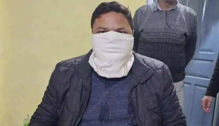 हल्द्वानी- 30 हजार की रिश्वत लेते धारी का पटवारी रंगे हाथ गिरफ्तार, इस नाम पर मांगी रिश्वत 