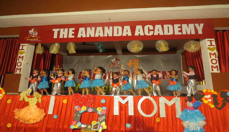 हल्द्वानी - आनंदा एकेडमी में हर्ष और उल्लास के साथ मनाया मदर्स डे, यादगार रहा मातृ दिवस