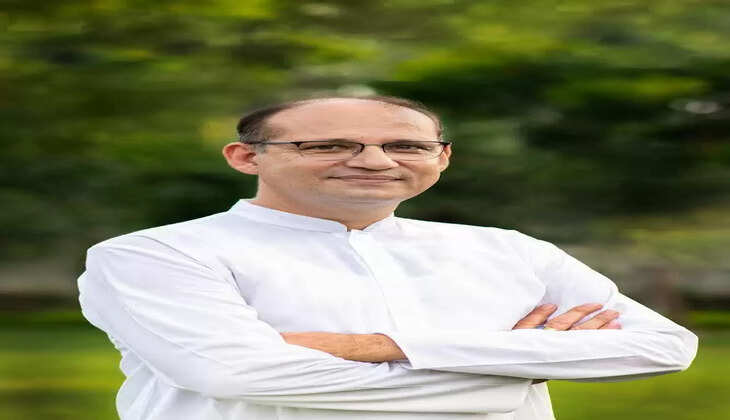 "हल्द्वानी - दीपक बल्यूटिया ने सरकार पर साधा निशाना, विदेशों में इलाज की नीति पर नाराज़गी"