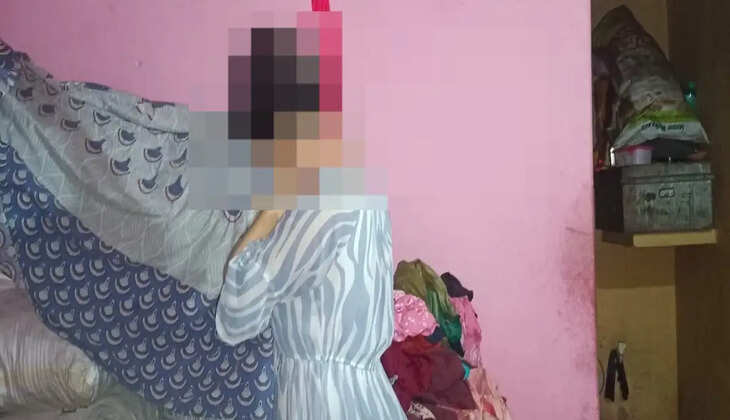 हल्द्वानी - मां सब्जी लेने गई बाजार, घर में अकेली 17 वर्षीय किशोरी ने फांसी लगाकर दी जान, जांच में जुटी पुलिस और फोरेंसिक टीम