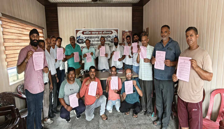 हल्द्वानी - मनमाने चालानों के विरोध में ट्रांसपोर्ट व्यवसायियों का अल्टीमेटम, 15 दिन में कार्रवाई नहीं हुई तो RTO में जमा होंगी गाड़ियों की चाबियां