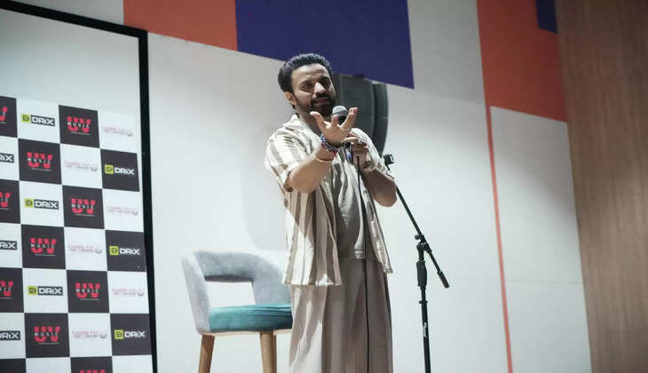 &lsquo;&rsquo;ग्राफिक एरा हिल यूनिवर्सिटी हल्द्वानी में हास्य का तड़का, द कपिल शर्मा शो' के स्टार राजीव ठाकुर ने जमाया रंग&rsquo;&rsquo;