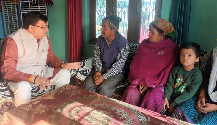 Tunnel Collapse - एक बार मेरा 'भौ' सुरंग से निकल आए फिर वहां कभी नहीं भेजूंगी, CM से बोली बोली पुष्कर की माँ&nbsp;