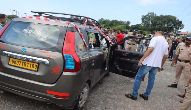 Uttarakhand Crime - खड़ी टैक्सी गाड़ी में मिला महिला और पुरुष का मिला शव, आसपास में फैली सनसनी&nbsp;