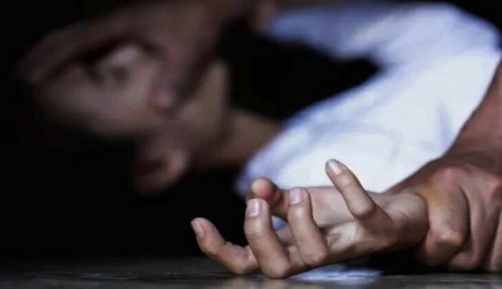 हल्द्वानी - यहां 15 साल की बच्ची के साथ दरिंदगी, युवक पर लगा पॉस्को, तलाश में जुटी पुलिस  दुष्कर्म 